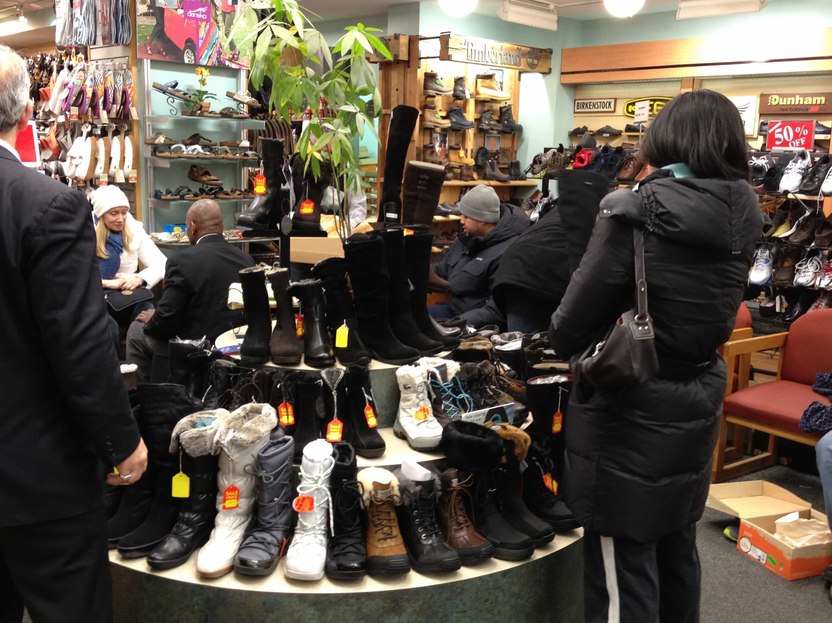 Winter Shoes Shopping at Tip Top Shoes in NYC #cbias #collectivebias ...