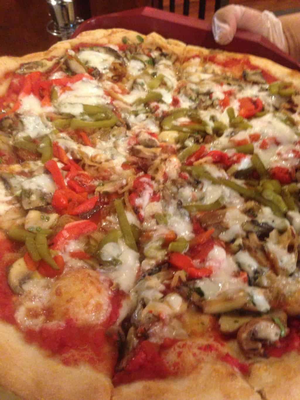 A Pizza Slice for 270 Calories? Meet Sbarro's Skinny Slice! The Mama