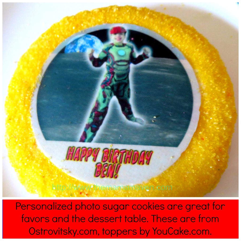 How to Throw a Easy Super Hero Themed Birthday Party |The Mama Maven Blog | @themamamaven