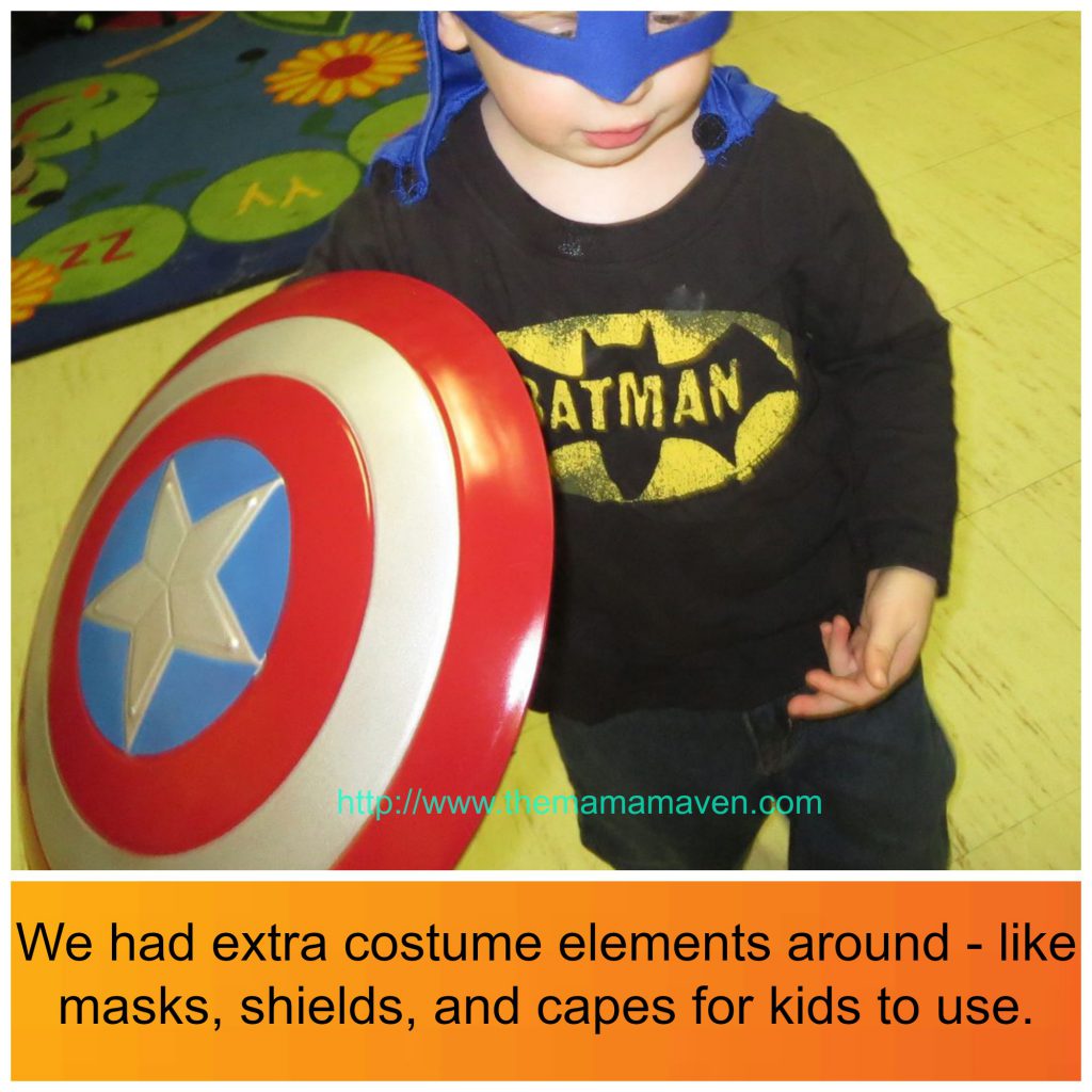 How to Throw a Easy Super Hero Themed Birthday Party |The Mama Maven Blog | @themamamaven