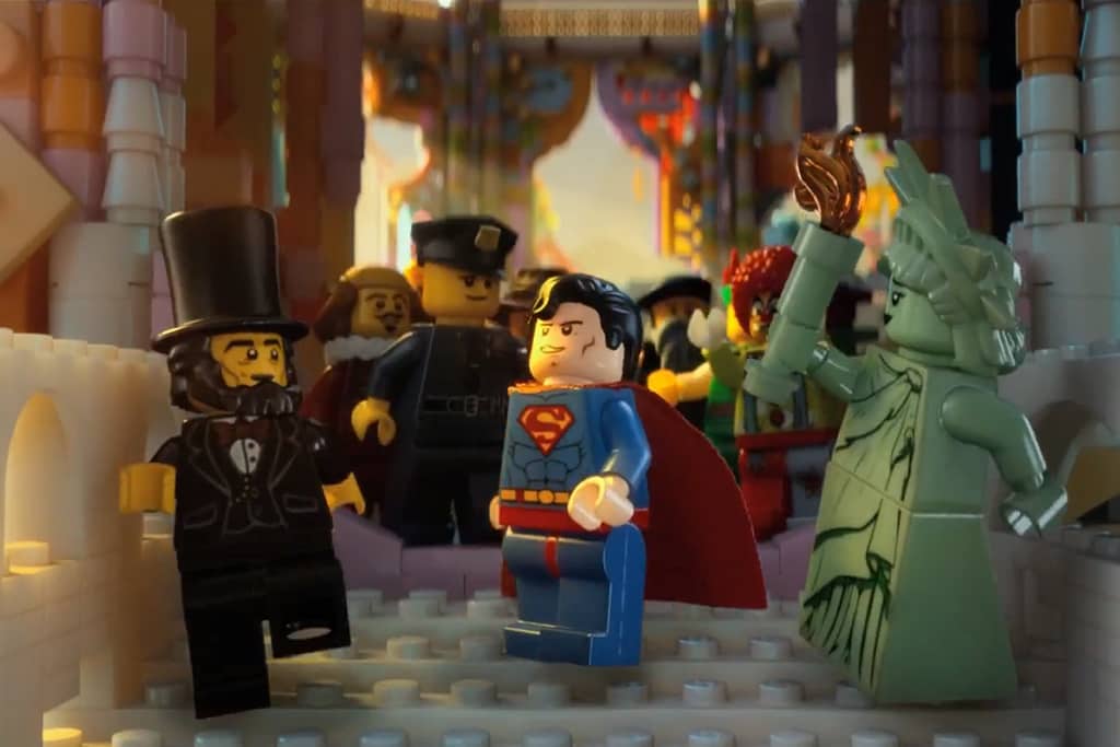 lego-movie-abraham-lincoln-superman-statue-of-liberty