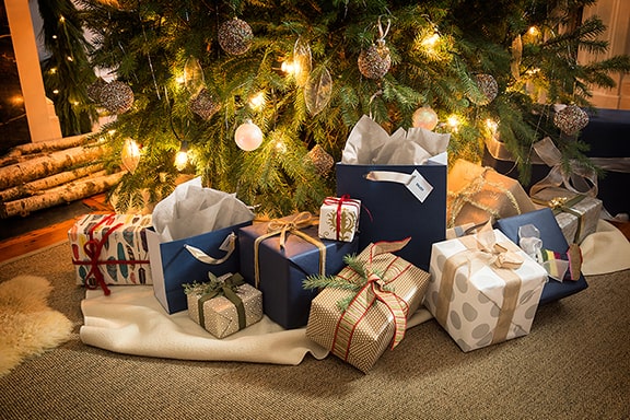Family_Gifts_5_041115