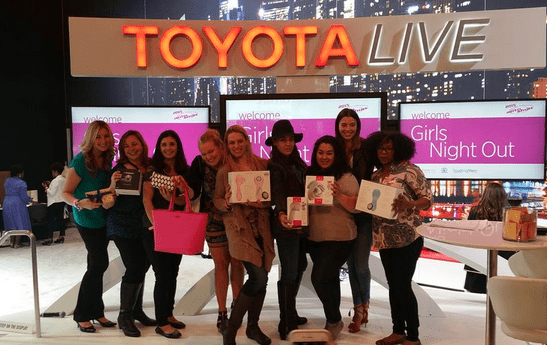 Recap: Girls Night Out at the NY Auto Show with SheBuysCars #NYIASGNO #LetsGoPlaces | The Mama Maven Blog #NYIAS | Photo courtesy of Suzanne Chan of Momconfessionals.com