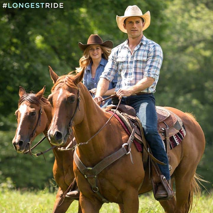 The Longest Ride Cast Event Part 1: Meeting Scott Eastwood, Nicholas Sparks, and Britt Robertson | The Mama Maven Blog #LongestRide @themamamaven 