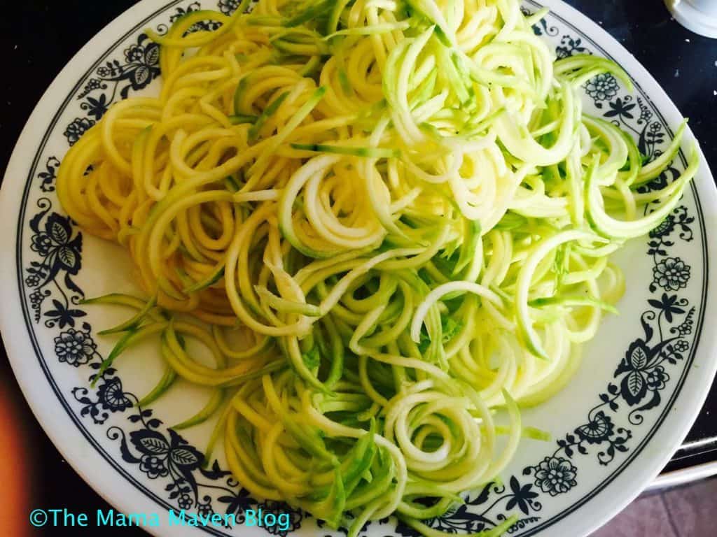 How to Make Zoodles AKA Zucchini Noodles with a Vegetable Spiralizer - Perfect spiral noodles. I used the thinner blade insert on this. 