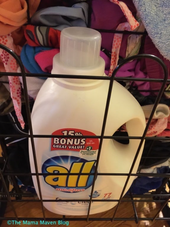 I'm #FreeToBe A Busy Mom with all free clear +  Laundry Organization Tips for Apartment Dwelling Mamas | The Mama Maven Blog 