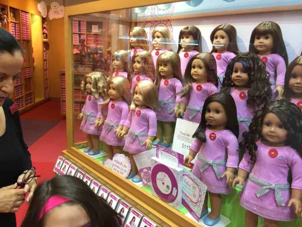 American Girl Truly Me Signature Studio Experience #TrulyMe [VIDEO] #AD @American_Girl | The Mama Maven Blog