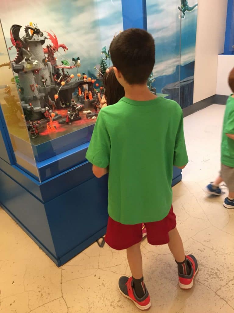Navigating the Children's Museum of Manhattan in our New Balance Kids Vazee Sneakers #NBKidsVazee | The Mama Maven Blog