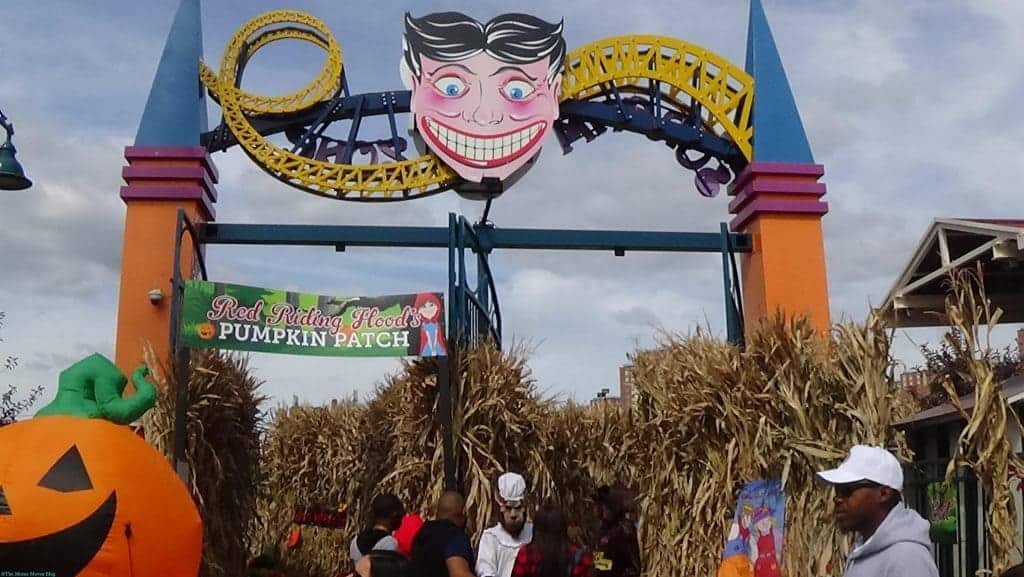 Halloween Harvest at Luna Park in Coney Island #LunaParkNYC #ConeyIslandFun #NYCwithKids