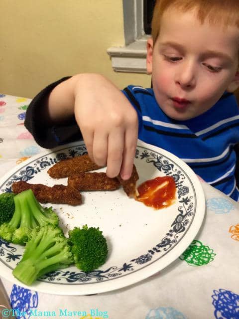 Even Picky Eater 2.0 enjoyed The Beyond Chicken Homestyle Tenders | The Beyond Meat Challenge: Can I fool My Family? #AD @BeyondMeat #BeyondMeat #plantprotein #vegan #meatalternative #plantpowered
