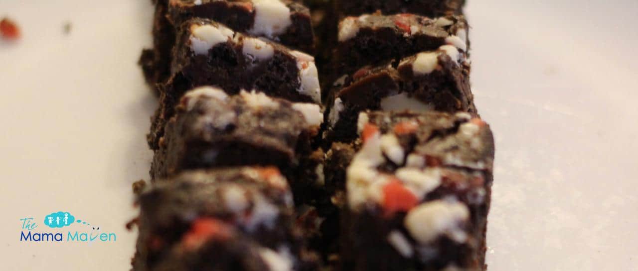 Peppermint Bark Greek Yogurt Parfait