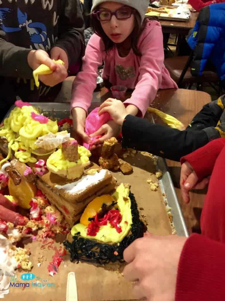 Gingerbread Wars Woodloch Pines Resort in Hawley, PA @woodloch #woodloch #familytravel 