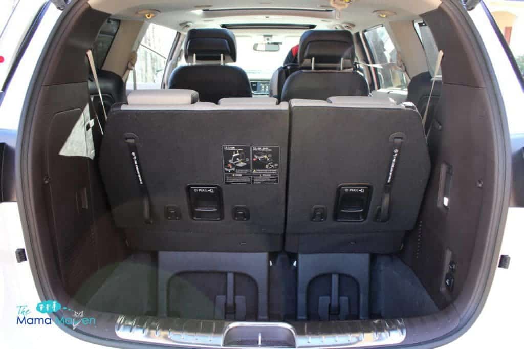 The Trunk of the Kia Sedona @themamamaven