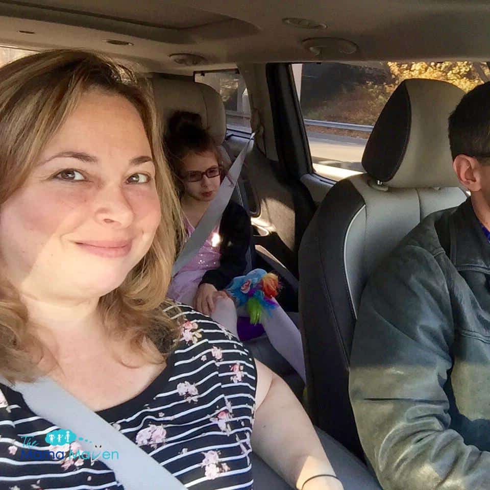 Traveling to Grandmas with the Kia Sedona Minivan | @themamamaven