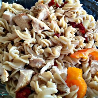 Chicken & Sundried Tomato Pasta Salad | The Mama Maven Blog