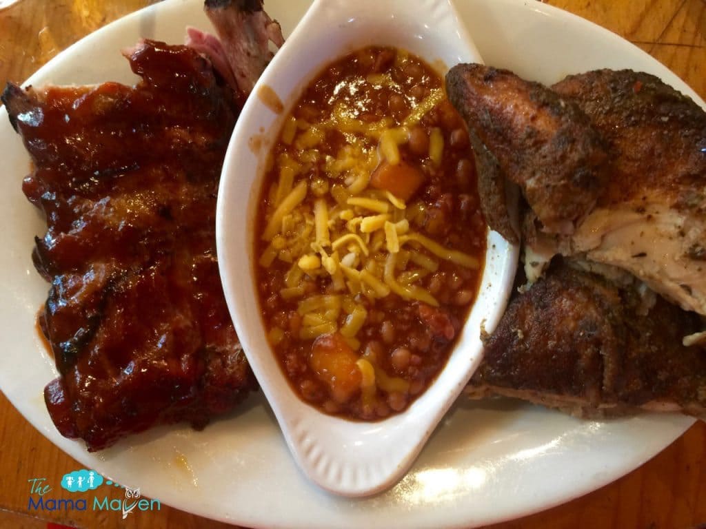 Guide to Bowling Green, Kentucky - Dinner at the Montana Grille | The Mama Maven Blog