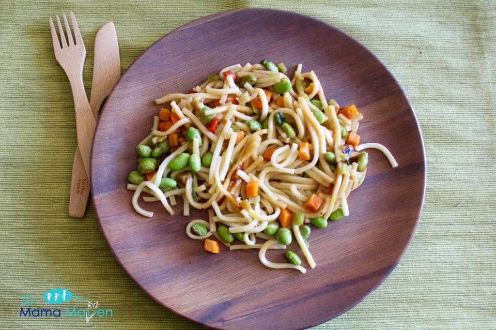 Sweet & Spicy Asian Style Noodle Bowl Cafe Steamers Meal from Healthy Choice #AD | The Mama Maven Blog