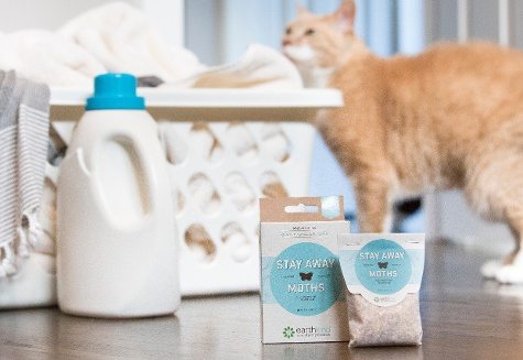 Stay Away Pouches from EarthKind: The Natural Way to Get Rid of Household Pests | The Mama Maven Blog