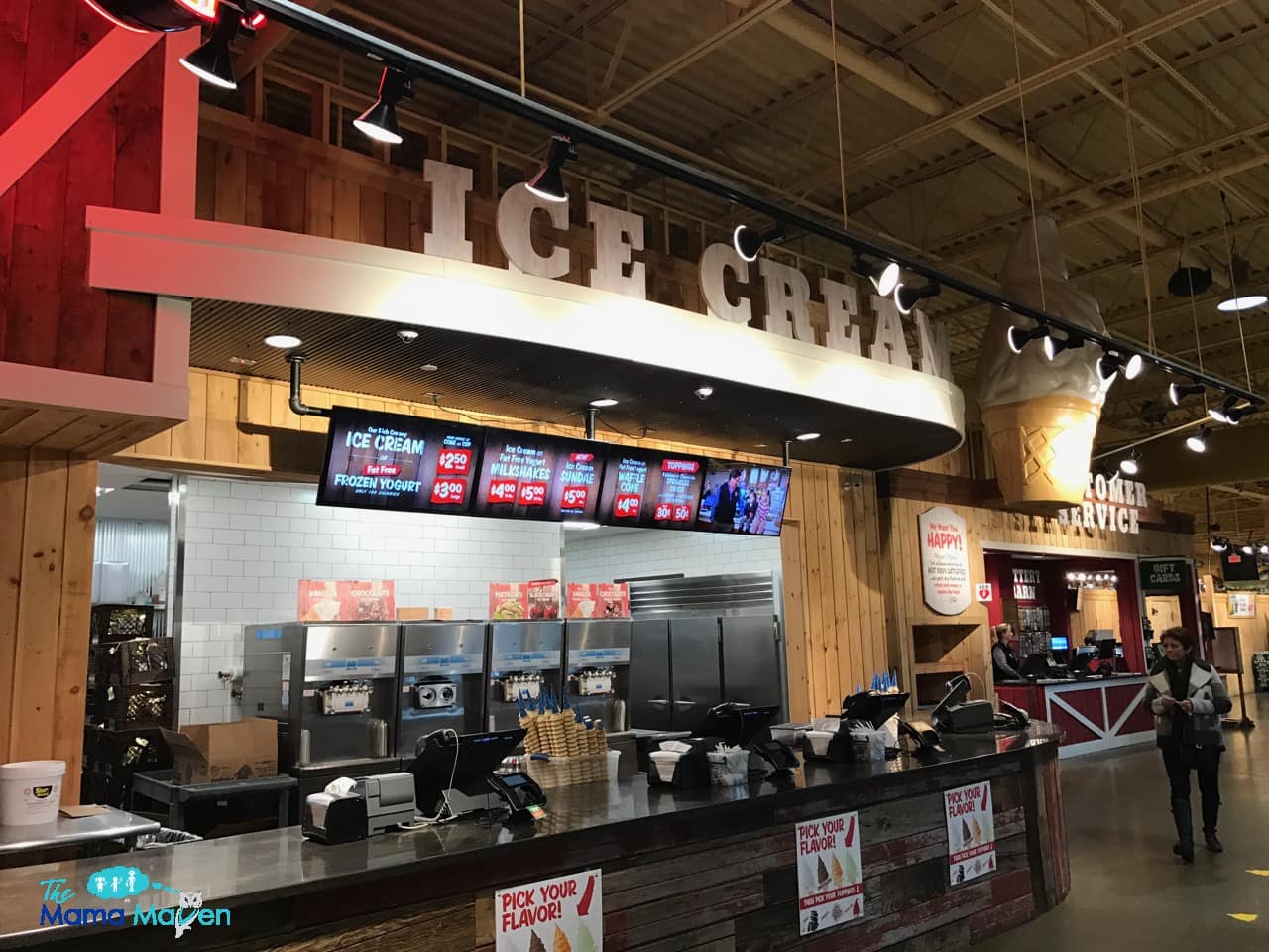 Touring Stew Leonard's in Farmingdale, NY + Avocado Fries Recipe