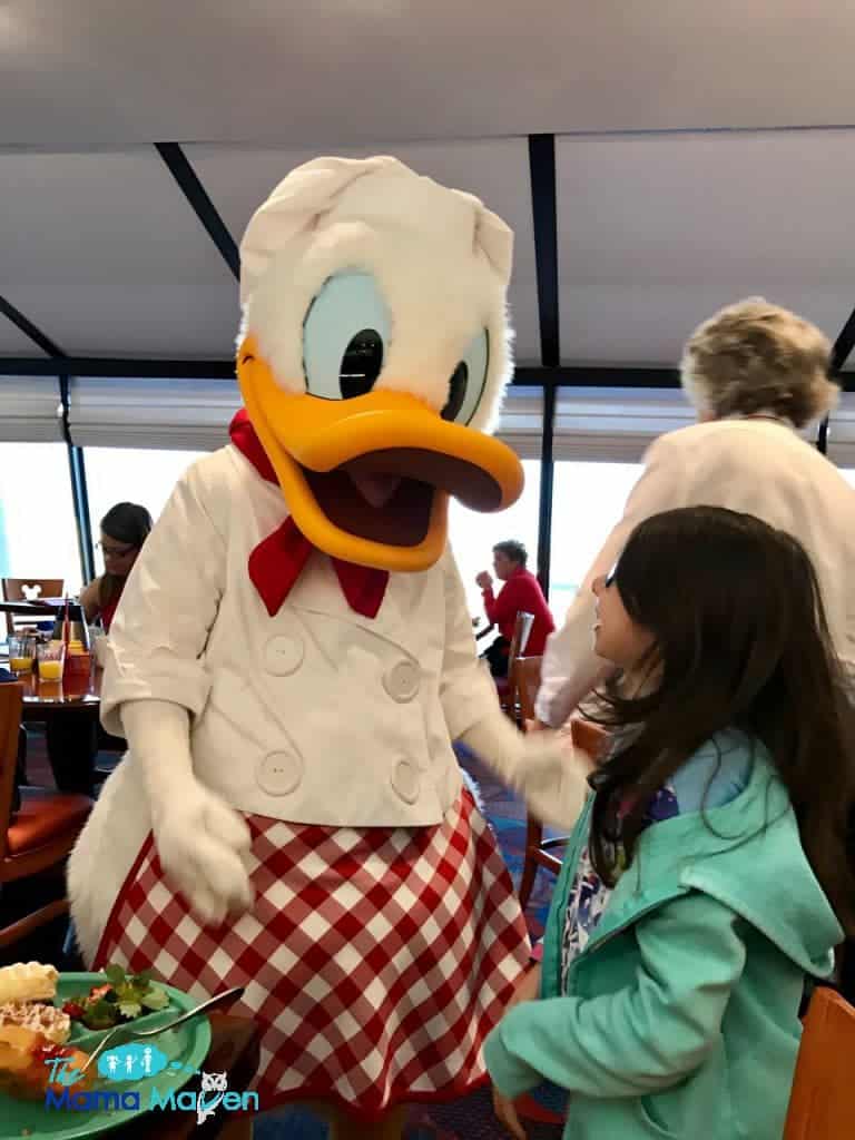 Chef Mickey's Character Meal Breakfast at Disney World | The Mama Maven Blog