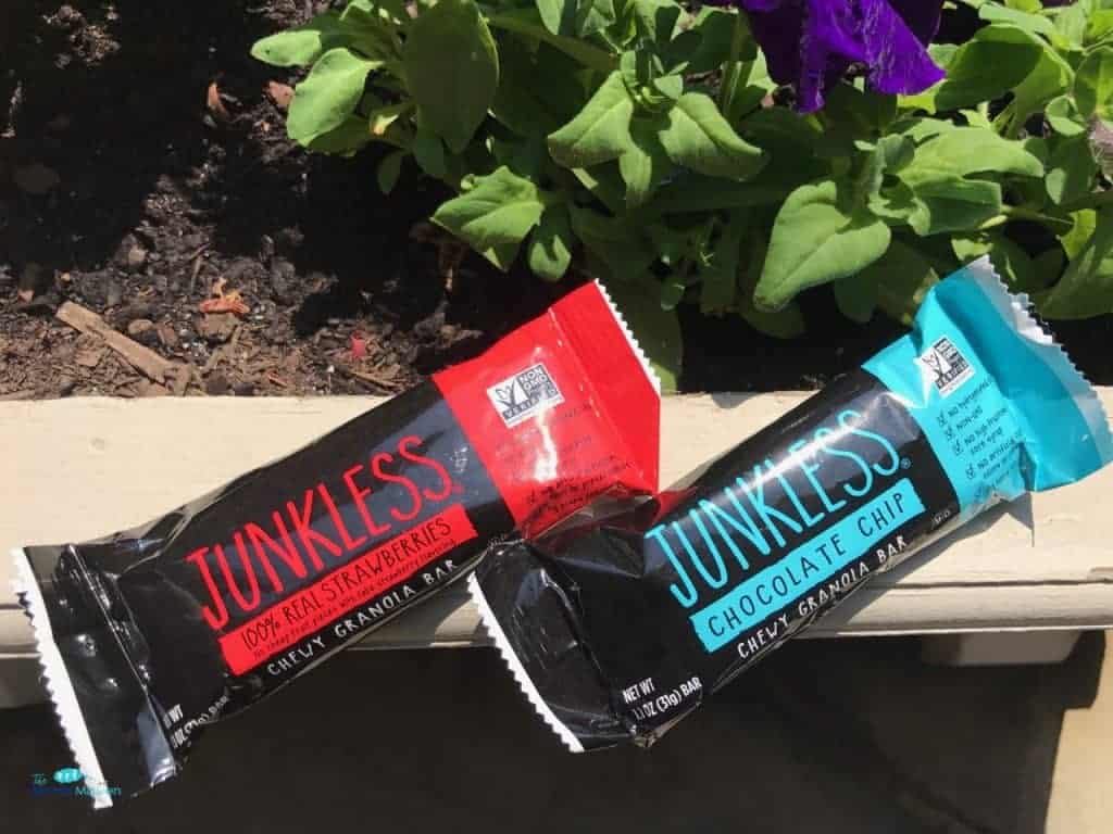 Junkless Granola Bars: Yummy Granola Bars with Simple Ingredients #AD | The Mama Maven Blog