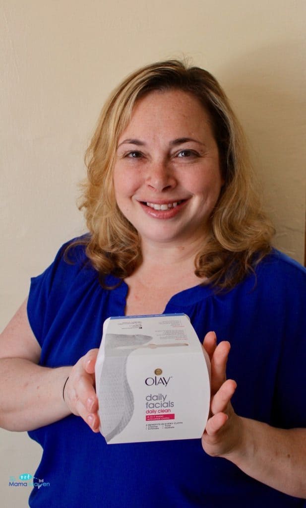 The Best Facial Cleansing Cloths For Busy Moms #AD @olay | The Mama Maven Blog