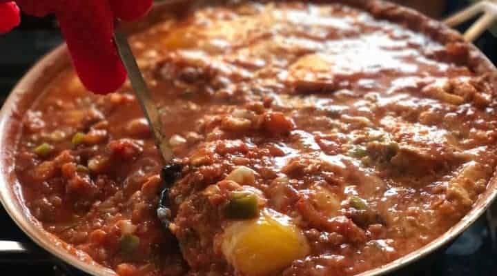 Easy Shakshuka Recipe - Whole 30, Paleo, and Gluten Free | The Mama Maven Blog