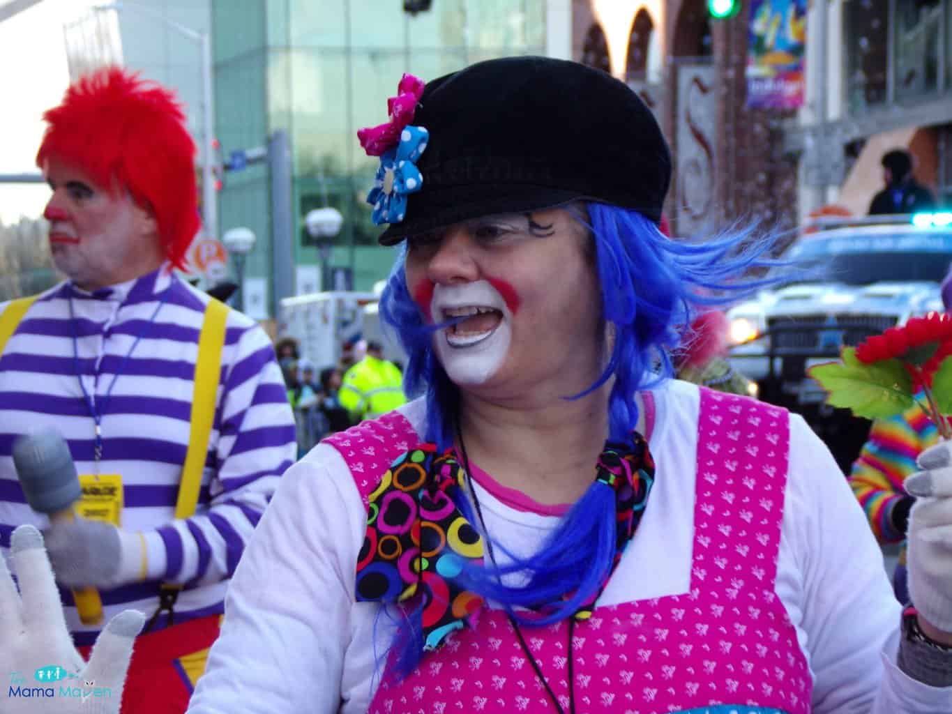 Take Photos with the Kodak PIXPRO AZ421 Camera