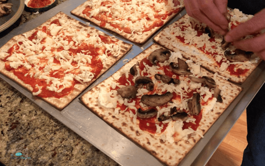 How to Make Matzah Pizza - The Mama Maven Blog