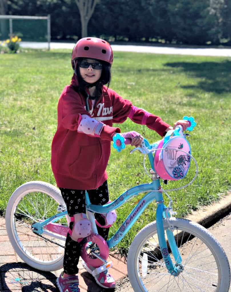 Is Your Child's Bike and Helmet the Right Size? Schwinn Family Ride Guide Can Help + Sweepstakes | The Mama Maven Blog