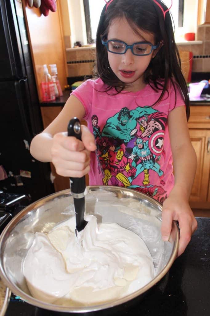 Red White and Blue No Bake Cheesecake Parfaits | The Mama Maven Blog