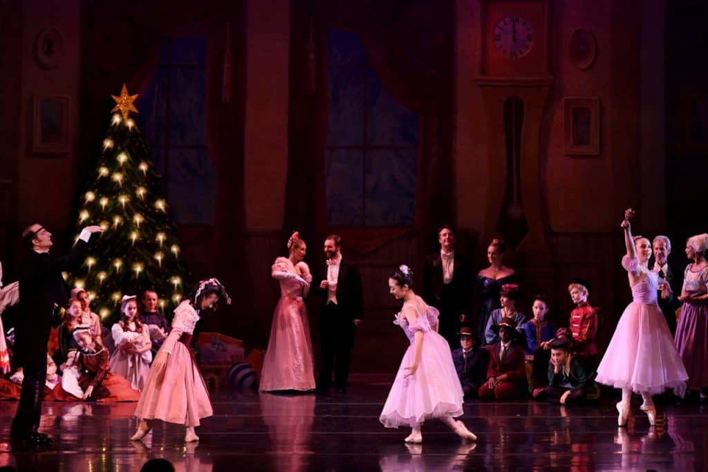 A Favorite Holiday Tradition: Dances Patrelle's A Yorkville Nutcracker | The Mama Maven Blog