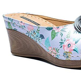 Refresh Your Shoe Collection this Spring: 8 Pairs of Shoes You'll Love! | The Mama Maven Blog