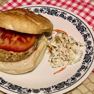 3 Ingredient Tuna Burgers That Are Kid-Approved! | The Mama Maven Blog