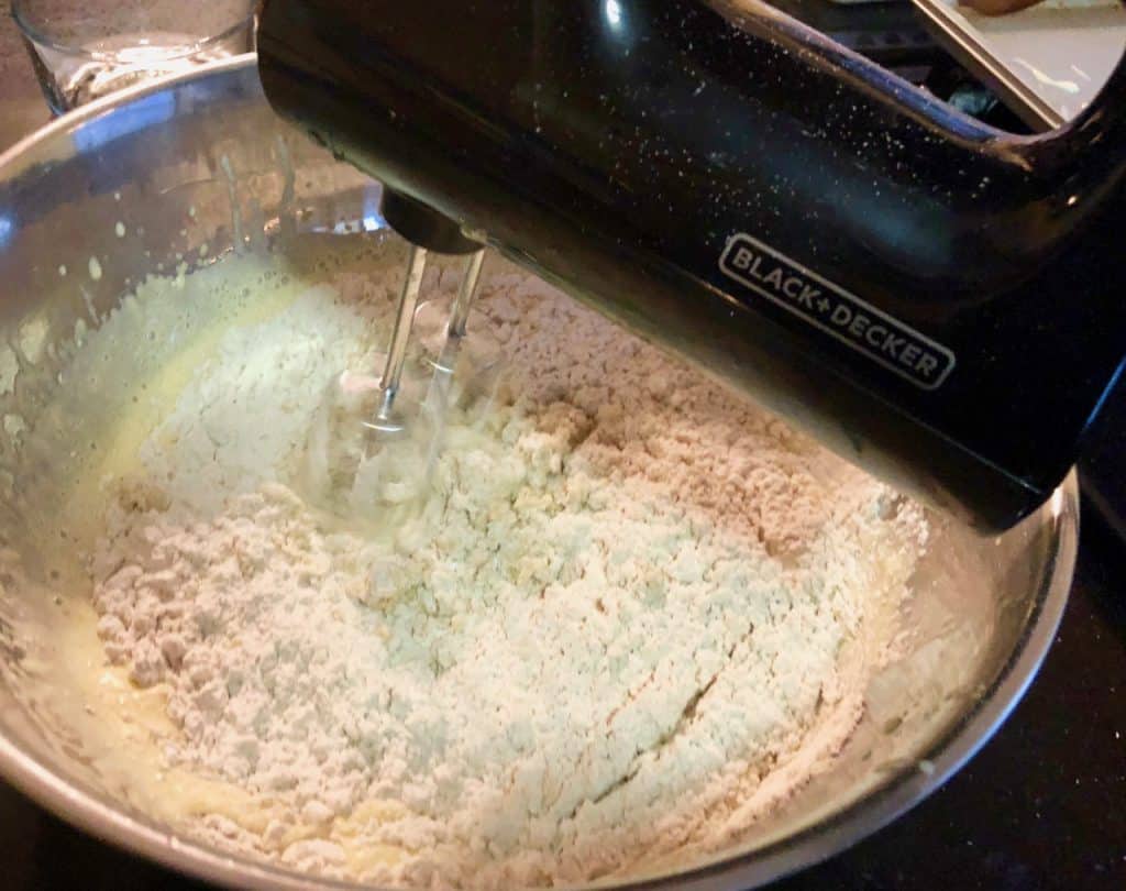 Why SPLENDA is My Go-To Sweetener + 3 WW Smart Points Zucchini Bread Recipe | The Mama Maven Blog