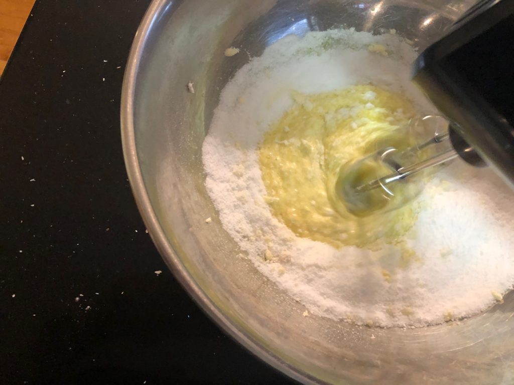Why SPLENDA is My Go-To Sweetener + 3 WW Smart Points Zucchini Bread Recipe | The Mama Maven Blog