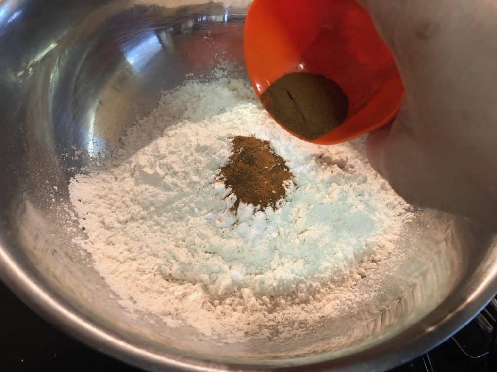 Why SPLENDA is My Go-To Sweetener + 3 WW Smart Points Zucchini Bread Recipe | The Mama Maven Blog