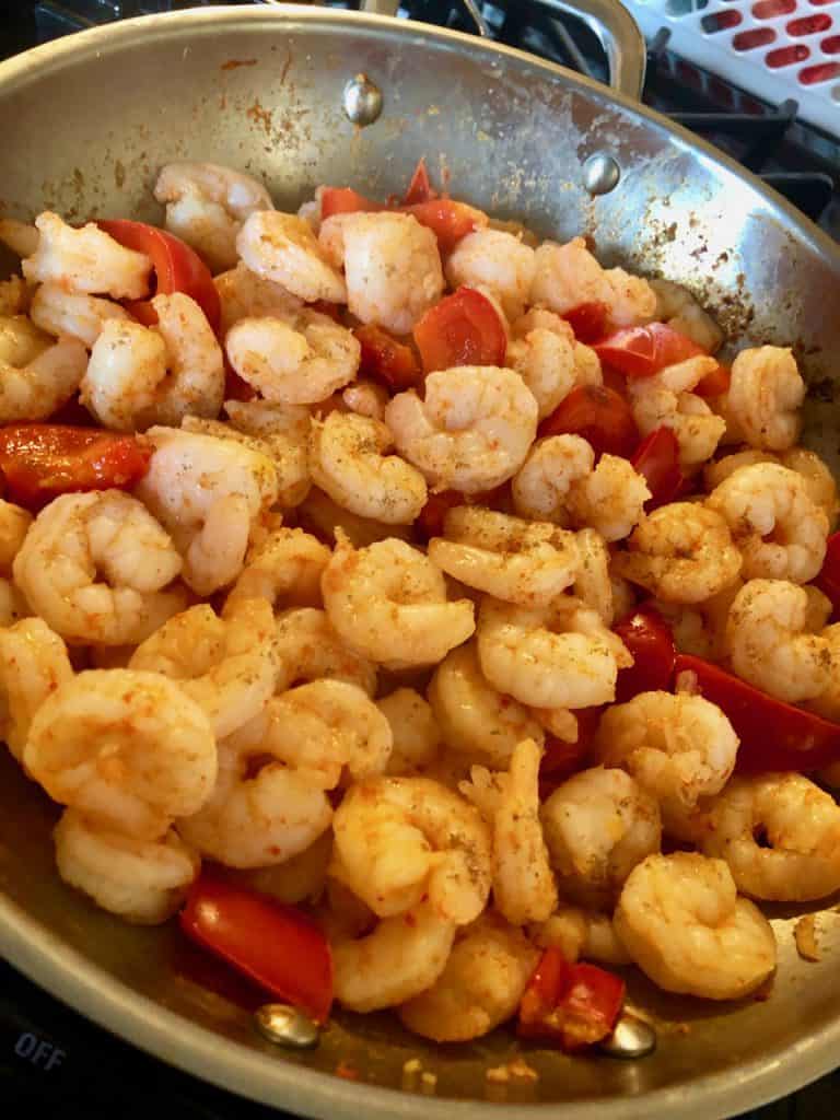 Easy Weeknight Dinner: Ginger Garlic Shrimp and Red Pepper Pasta | The Mama Maven Blog