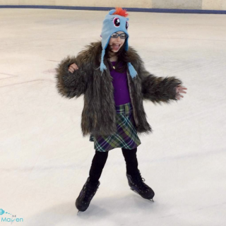 Ice Skating -Holiday Activities your Kids Will Love | The Mama Maven Blog
