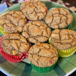 Gluten-Free Apple Cinnamon Muffins | The Mama Maven Blog