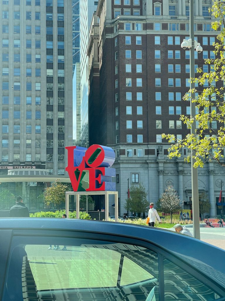 Philly LOVE statue