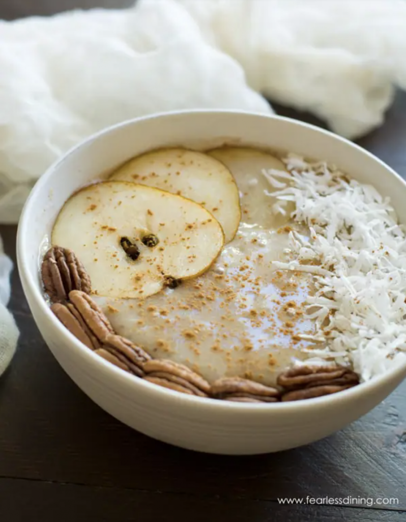 Pear Smoothie Bowl - Fearless Dining