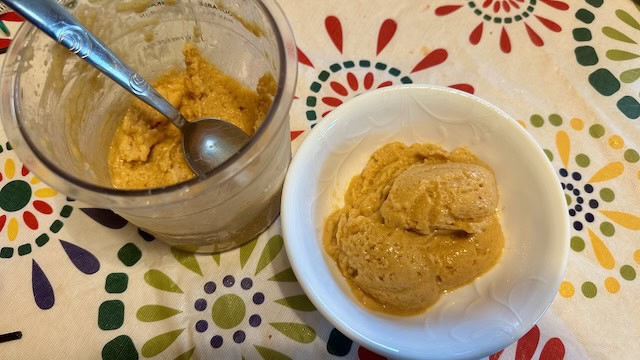 Ninja CREAMi Breeze 7 in 1 Ice Cream Maker + Peach Sorbet - The Mama Maven  Blog