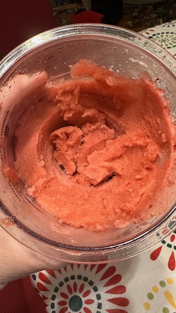 Ninja CREAMi Breeze 7 in 1 Ice Cream Maker + Peach Sorbet - The Mama Maven  Blog